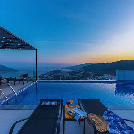 Arya Villa Kas