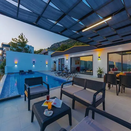 Villa Arya